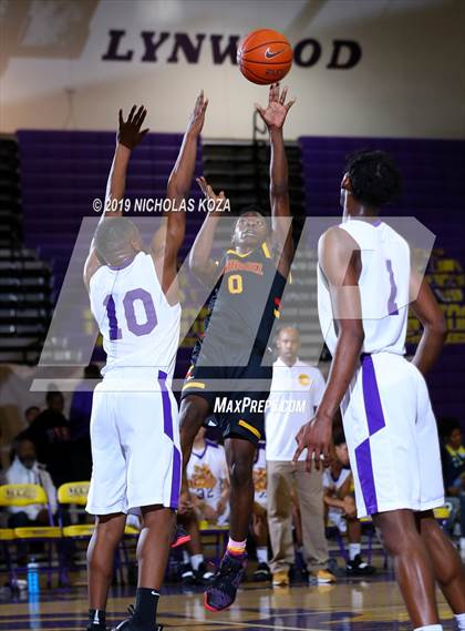 Thumbnail 1 in Dominguez vs. Lynwood photogallery.
