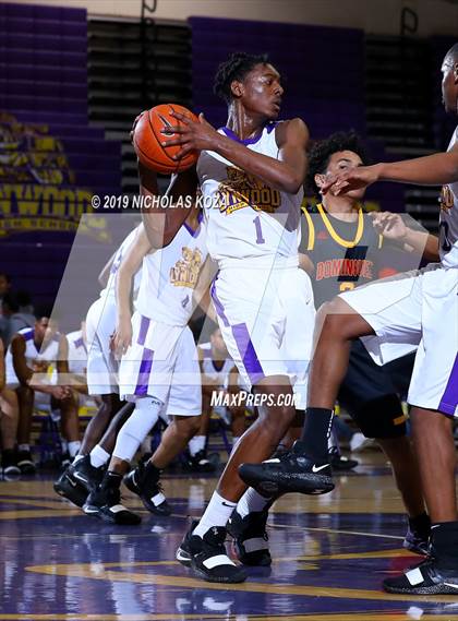 Thumbnail 1 in Dominguez vs. Lynwood photogallery.