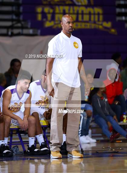 Thumbnail 2 in Dominguez vs. Lynwood photogallery.