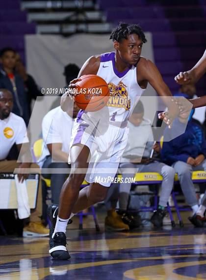 Thumbnail 1 in Dominguez vs. Lynwood photogallery.