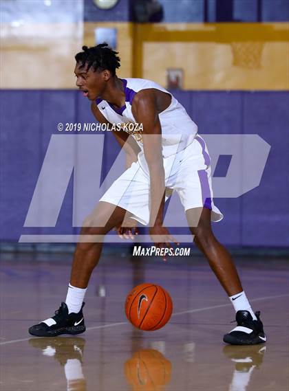 Thumbnail 2 in Dominguez vs. Lynwood photogallery.