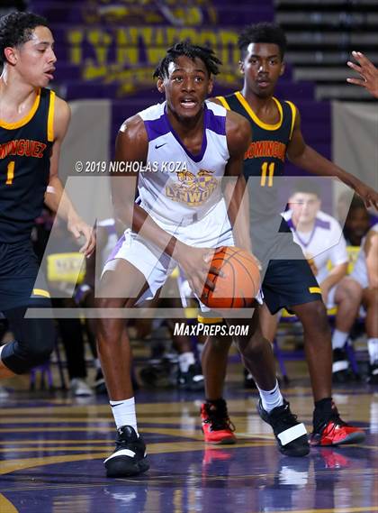 Thumbnail 2 in Dominguez vs. Lynwood photogallery.