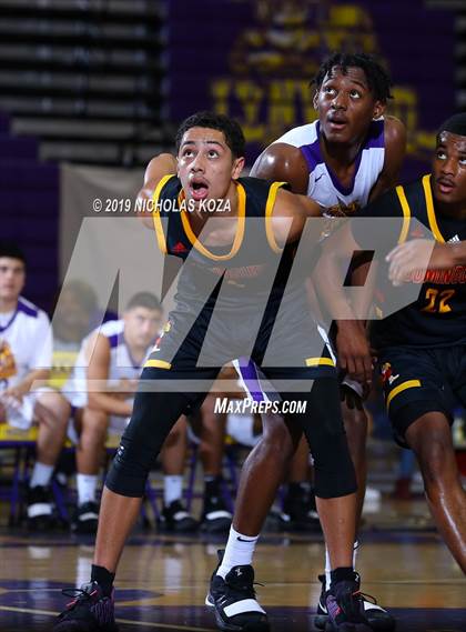 Thumbnail 2 in Dominguez vs. Lynwood photogallery.