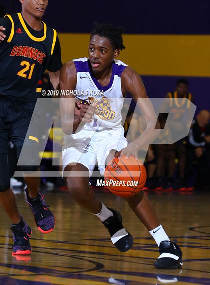 Thumbnail 3 in Dominguez vs. Lynwood photogallery.