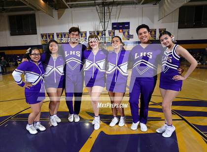 Thumbnail 2 in Dominguez vs. Lynwood photogallery.