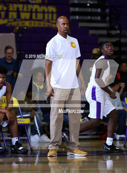Thumbnail 1 in Dominguez vs. Lynwood photogallery.