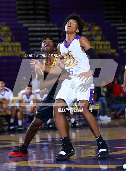 Thumbnail 1 in Dominguez vs. Lynwood photogallery.