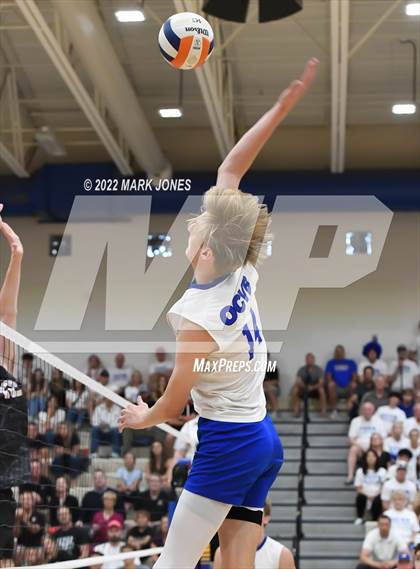 Thumbnail 2 in O'Connor vs. Brophy College Prep (AIA 6A Semifinal) photogallery.