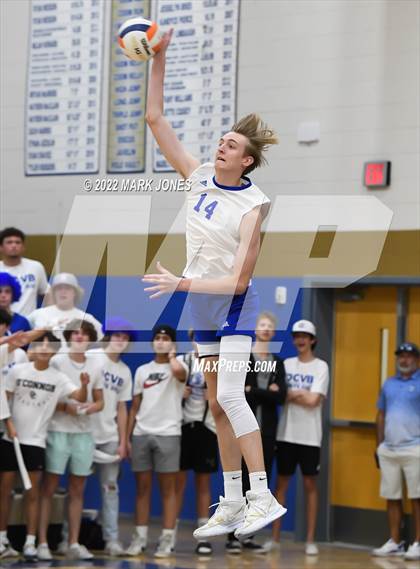 Thumbnail 2 in O'Connor vs. Brophy College Prep (AIA 6A Semifinal) photogallery.