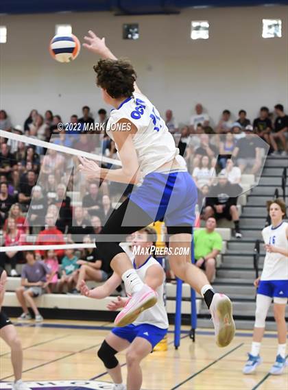 Thumbnail 3 in O'Connor vs. Brophy College Prep (AIA 6A Semifinal) photogallery.