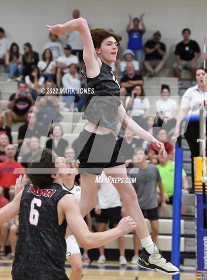 Thumbnail 3 in O'Connor vs. Brophy College Prep (AIA 6A Semifinal) photogallery.