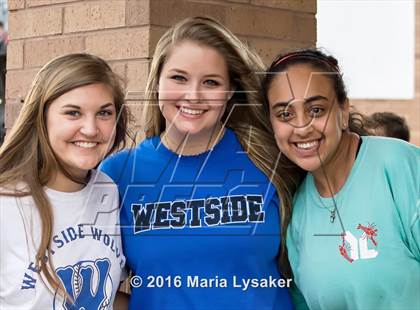 Thumbnail 2 in Langham Creek vs. Westside (UIL 6A Area Playoff) photogallery.