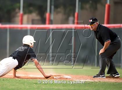 Thumbnail 2 in Langham Creek vs. Westside (UIL 6A Area Playoff) photogallery.