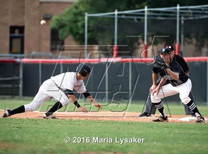 Thumbnail 2 in Langham Creek vs. Westside (UIL 6A Area Playoff) photogallery.