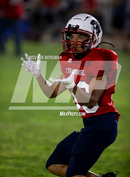Thumbnail 3 in Woodlake @ Strathmore photogallery.