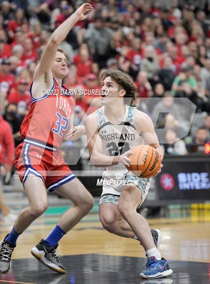 Thumbnail 3 in Mountain View vs Highland (AIA 6A Semifinal) photogallery.