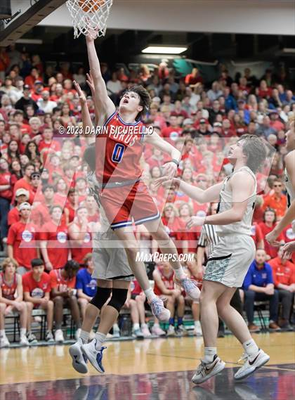 Thumbnail 2 in Mountain View vs Highland (AIA 6A Semifinal) photogallery.