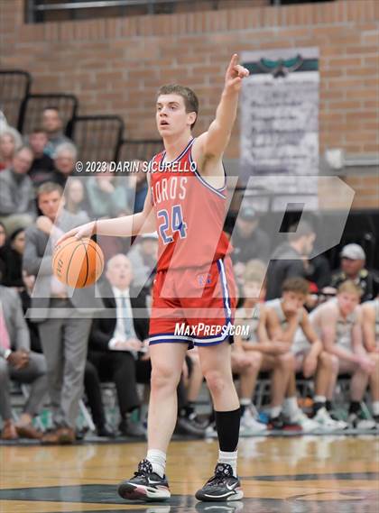 Thumbnail 3 in Mountain View vs Highland (AIA 6A Semifinal) photogallery.