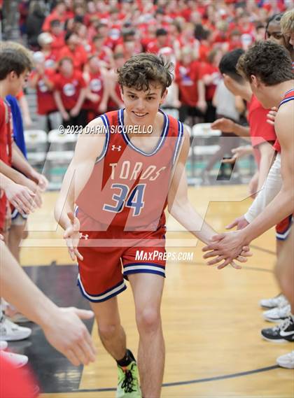 Thumbnail 1 in Mountain View vs Highland (AIA 6A Semifinal) photogallery.