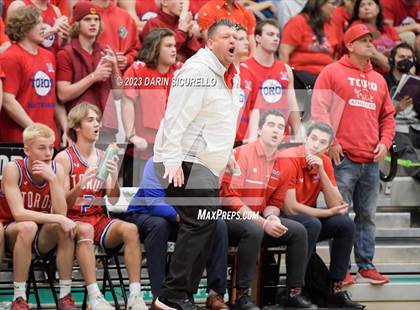 Thumbnail 3 in Mountain View vs Highland (AIA 6A Semifinal) photogallery.