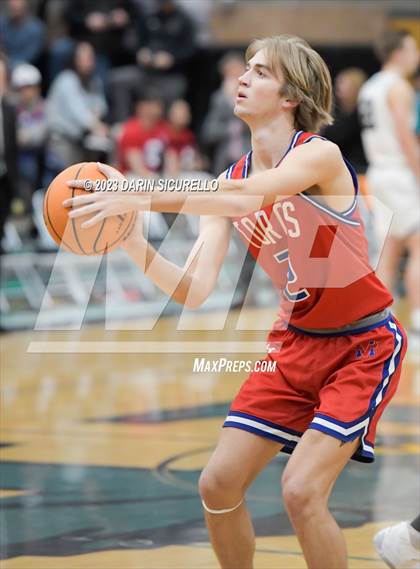 Thumbnail 2 in Mountain View vs Highland (AIA 6A Semifinal) photogallery.