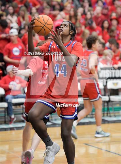 Thumbnail 3 in Mountain View vs Highland (AIA 6A Semifinal) photogallery.