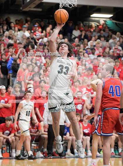 Thumbnail 2 in Mountain View vs Highland (AIA 6A Semifinal) photogallery.