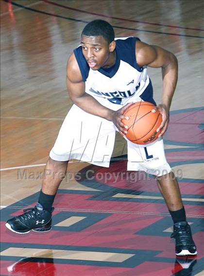 Thumbnail 3 in Boys & Girls vs Lincoln (PSAL AA Semifinal) photogallery.