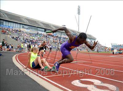 Thumbnail 2 in NYSPHSAA Championships (Boys Track Events, Day 1) photogallery.