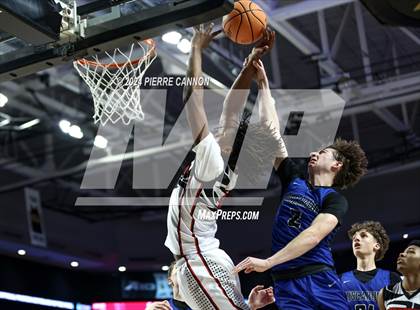 Thumbnail 2 in Tuscarora vs. Hampton (VHSL Class 4 State Final) photogallery.