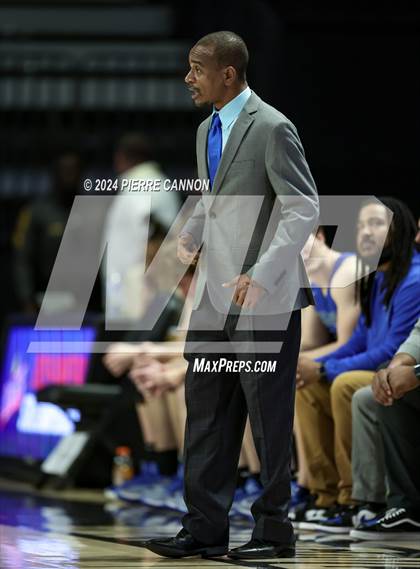 Thumbnail 3 in Tuscarora vs. Hampton (VHSL Class 4 State Final) photogallery.