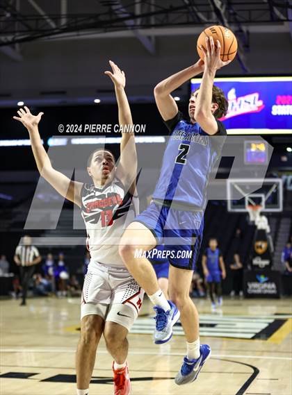 Thumbnail 1 in Tuscarora vs. Hampton (VHSL Class 4 State Final) photogallery.