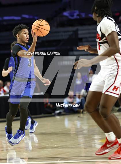 Thumbnail 3 in Tuscarora vs. Hampton (VHSL Class 4 State Final) photogallery.