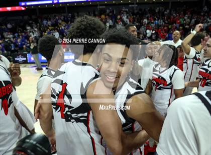 Thumbnail 3 in Tuscarora vs. Hampton (VHSL Class 4 State Final) photogallery.
