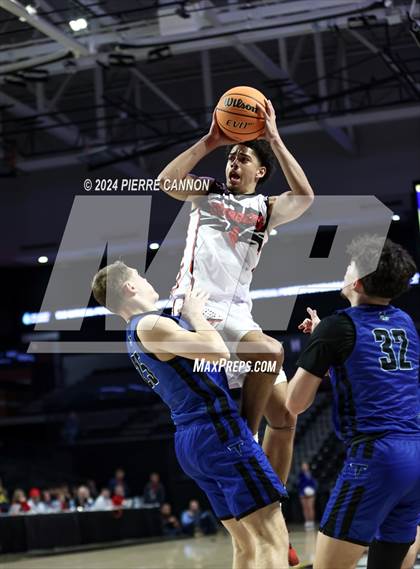 Thumbnail 3 in Tuscarora vs. Hampton (VHSL Class 4 State Final) photogallery.