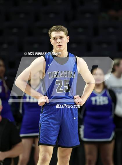 Thumbnail 1 in Tuscarora vs. Hampton (VHSL Class 4 State Final) photogallery.