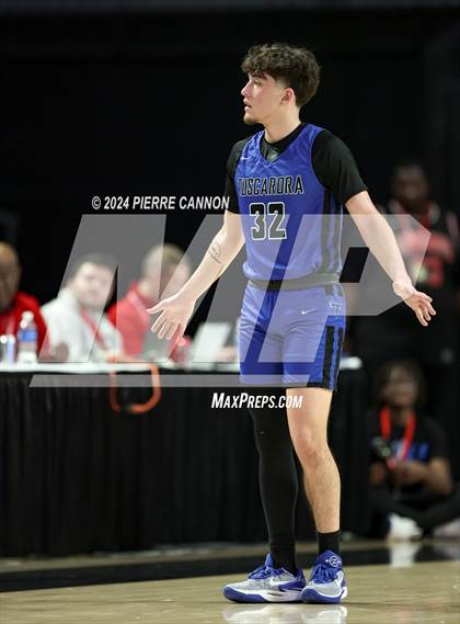Thumbnail 3 in Tuscarora vs. Hampton (VHSL Class 4 State Final) photogallery.