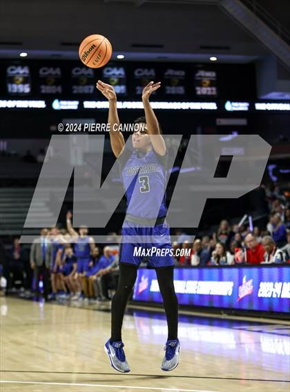 Thumbnail 1 in Tuscarora vs. Hampton (VHSL Class 4 State Final) photogallery.