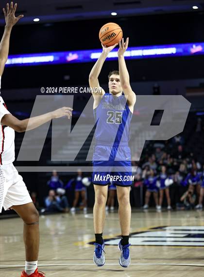 Thumbnail 3 in Tuscarora vs. Hampton (VHSL Class 4 State Final) photogallery.