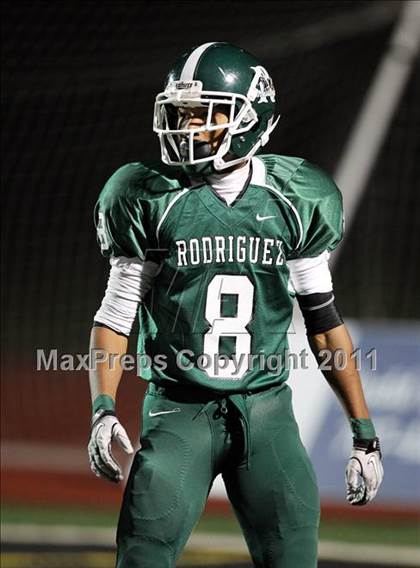 Thumbnail 2 in Vanden @ Rodriguez photogallery.