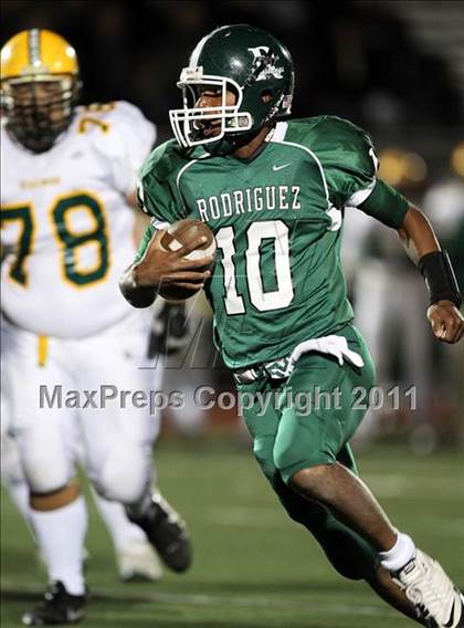 Thumbnail 2 in Vanden @ Rodriguez photogallery.
