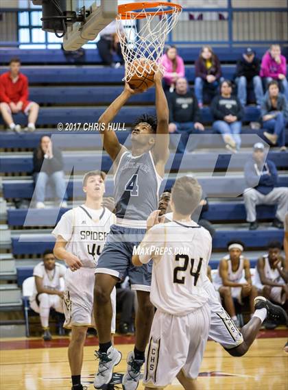 Thumbnail 2 in Concord vs. York Prep (Hoodie's House Hoops Classic) photogallery.