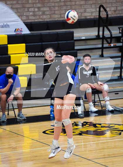 Thumbnail 2 in Northwest Christian vs. Valley Christian (AIA 3A Final) photogallery.