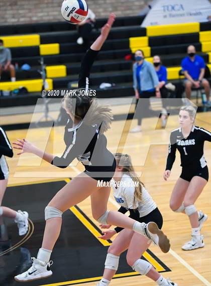 Thumbnail 1 in Northwest Christian vs. Valley Christian (AIA 3A Final) photogallery.