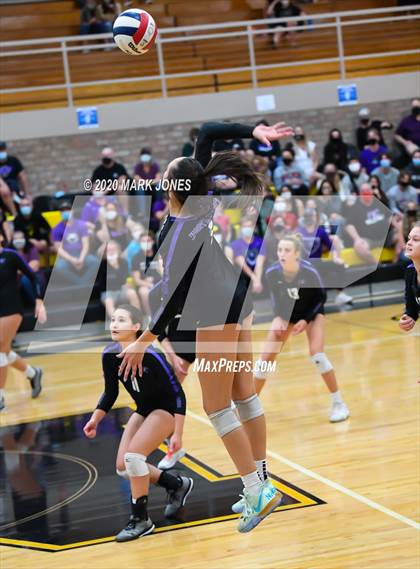 Thumbnail 3 in Northwest Christian vs. Valley Christian (AIA 3A Final) photogallery.