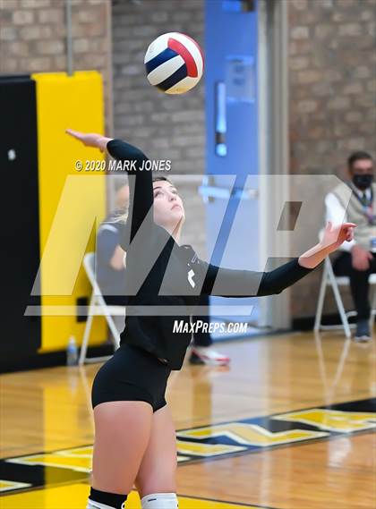Thumbnail 3 in Northwest Christian vs. Valley Christian (AIA 3A Final) photogallery.