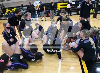 Thumbnail 3 in Northwest Christian vs. Valley Christian (AIA 3A Final) photogallery.