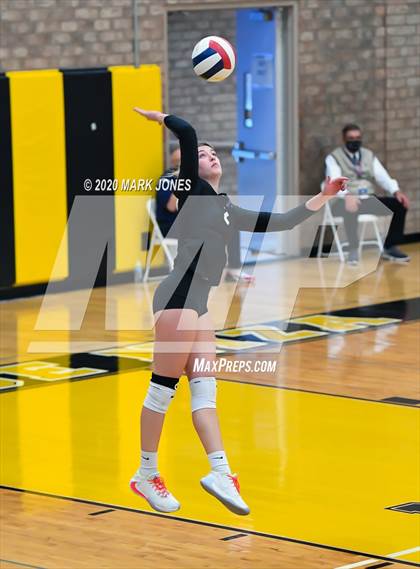 Thumbnail 1 in Northwest Christian vs. Valley Christian (AIA 3A Final) photogallery.