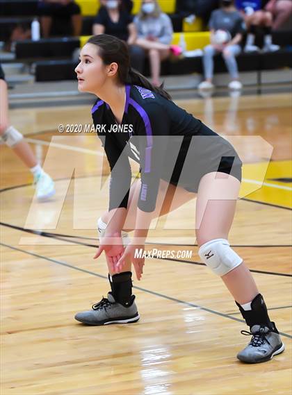 Thumbnail 1 in Northwest Christian vs. Valley Christian (AIA 3A Final) photogallery.