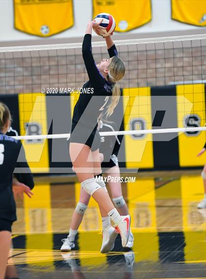 Thumbnail 2 in Northwest Christian vs. Valley Christian (AIA 3A Final) photogallery.